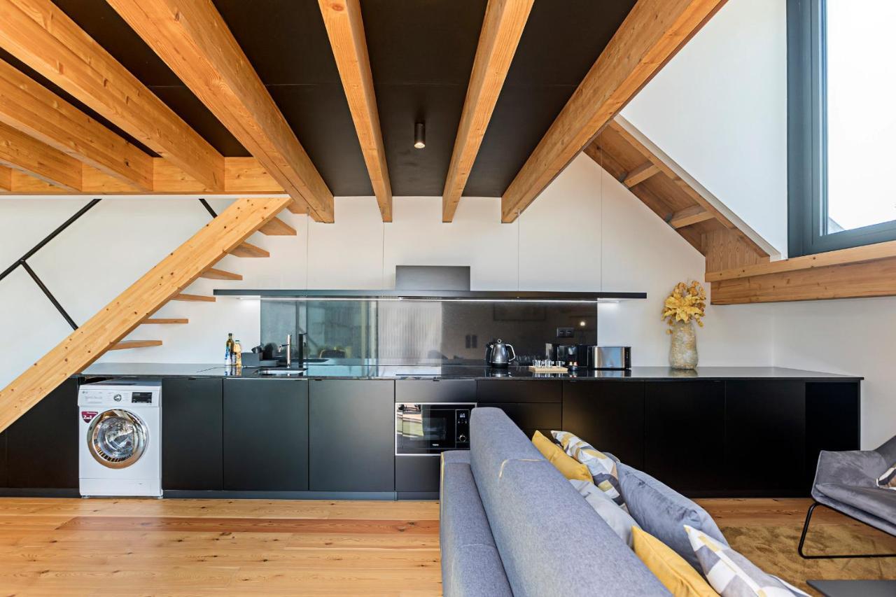 Downtown Duplex W/ Amazing Terrace By Lovelystay Porto Buitenkant foto